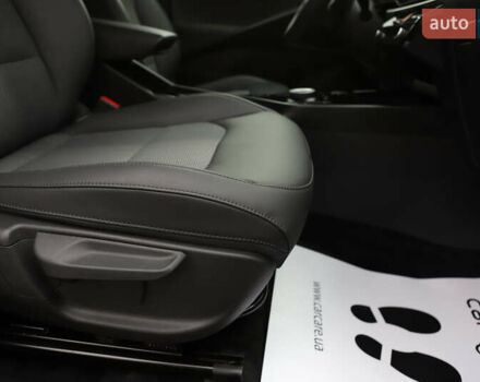 Черный Киа Niro, объемом двигателя 0 л и пробегом 28 тыс. км за 24300 $, фото 66 на Automoto.ua