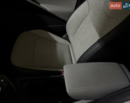 Черный Киа Niro, объемом двигателя 0 л и пробегом 4 тыс. км за 26500 $, фото 12 на Automoto.ua