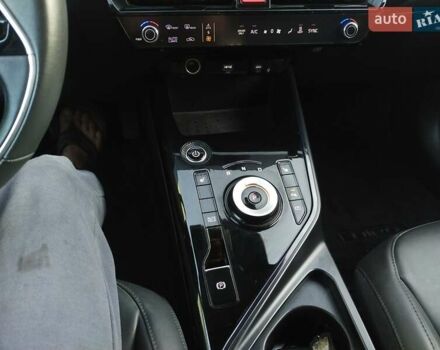Чорний Кіа Niro, об'ємом двигуна 0 л та пробігом 43 тис. км за 21000 $, фото 7 на Automoto.ua