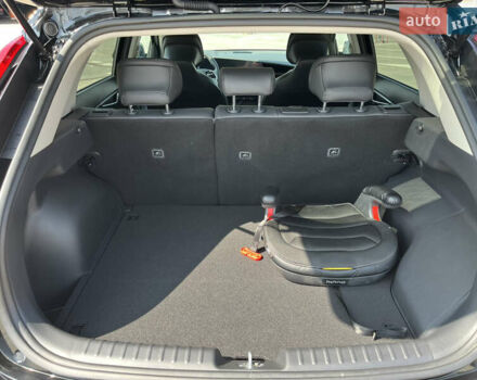 Черный Киа Niro, объемом двигателя 1.58 л и пробегом 3 тыс. км за 27800 $, фото 5 на Automoto.ua