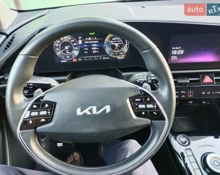 Чорний Кіа Niro, об'ємом двигуна 0 л та пробігом 43 тис. км за 21000 $, фото 5 на Automoto.ua
