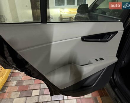 Черный Киа Niro, объемом двигателя 0 л и пробегом 4 тыс. км за 26500 $, фото 6 на Automoto.ua