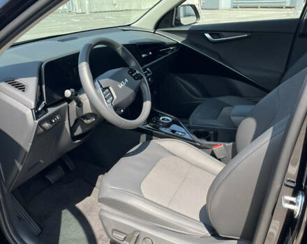 Черный Киа Niro, объемом двигателя 1.58 л и пробегом 3 тыс. км за 27800 $, фото 6 на Automoto.ua