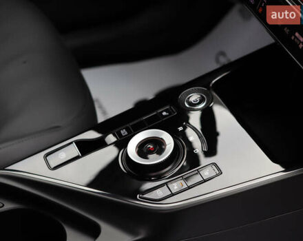 Черный Киа Niro, объемом двигателя 0 л и пробегом 28 тыс. км за 24300 $, фото 80 на Automoto.ua