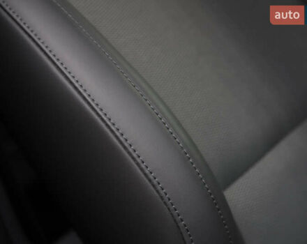 Черный Киа Niro, объемом двигателя 0 л и пробегом 28 тыс. км за 24300 $, фото 76 на Automoto.ua