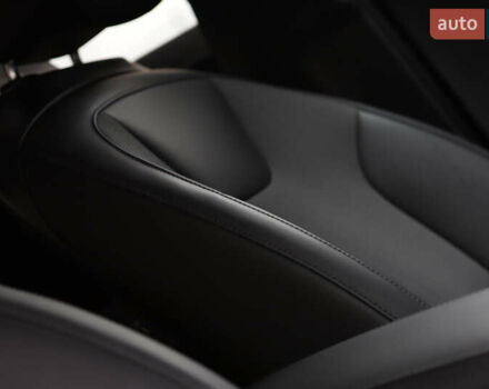 Черный Киа Niro, объемом двигателя 0 л и пробегом 28 тыс. км за 24300 $, фото 79 на Automoto.ua