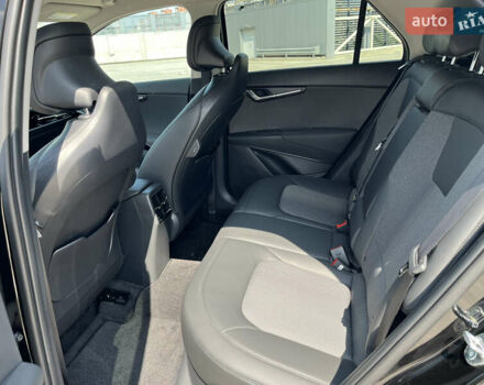 Черный Киа Niro, объемом двигателя 1.58 л и пробегом 3 тыс. км за 27800 $, фото 9 на Automoto.ua
