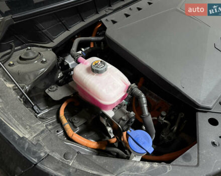 Черный Киа Niro, объемом двигателя 0 л и пробегом 4 тыс. км за 26500 $, фото 15 на Automoto.ua