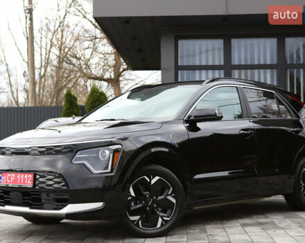 Черный Киа Niro, объемом двигателя 0 л и пробегом 28 тыс. км за 24300 $, фото 2 на Automoto.ua