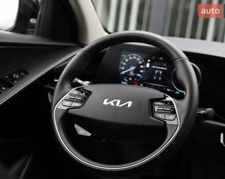 Черный Киа Niro, объемом двигателя 0 л и пробегом 28 тыс. км за 24300 $, фото 83 на Automoto.ua