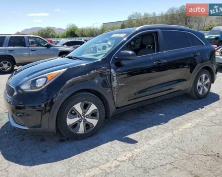 Кіа Niro 2017 у Львові на Automoto.ua Чорний Кіа Niro, об'ємом двигуна 1.58 л та пробігом 129 тис. км за 3000 $, фото 1 на Automoto.ua