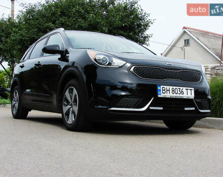 Черный Киа Niro, объемом двигателя 1.6 л и пробегом 136 тыс. км за 17200 $, фото 1 на Automoto.ua
