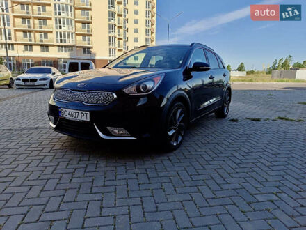 Черный Киа Niro, объемом двигателя 1.6 л и пробегом 88 тыс. км за 16000 $, фото 1 на Automoto.ua