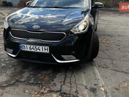 Черный Киа Niro, объемом двигателя 1.58 л и пробегом 103 тыс. км за 16000 $, фото 1 на Automoto.ua