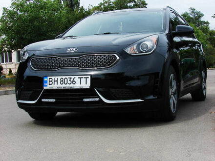 Черный Киа Niro, объемом двигателя 1.6 л и пробегом 136 тыс. км за 16700 $, фото 1 на Automoto.ua