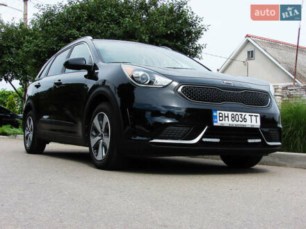 Черный Киа Niro, объемом двигателя 1.6 л и пробегом 136 тыс. км за 16500 $, фото 1 на Automoto.ua