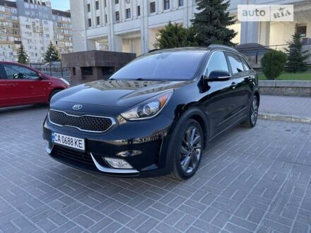 Чорний Кіа Niro, об'ємом двигуна 1.58 л та пробігом 98 тис. км за 15650 $, фото 1 на Automoto.ua