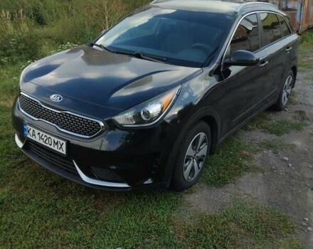 Чорний Кіа Niro, об'ємом двигуна 1.58 л та пробігом 330 тис. км за 13600 $, фото 1 на Automoto.ua