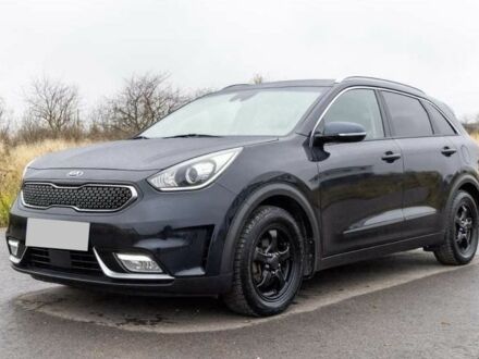 Черный Киа Niro, объемом двигателя 0 л и пробегом 89 тыс. км за 11500 $, фото 1 на Automoto.ua