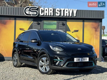 Киа Niro 2018 в Стрые на Automoto.ua Черный Киа Niro, объемом двигателя 0 л и пробегом 155 тыс. км за 16999 $, фото 1 на Automoto.ua