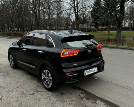 Чорний Кіа Niro, об'ємом двигуна 0 л та пробігом 190 тис. км за 16500 $, фото 1 на Automoto.ua