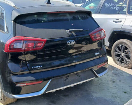 Черный Киа Niro, объемом двигателя 1.6 л и пробегом 132 тыс. км за 10500 $, фото 1 на Automoto.ua
