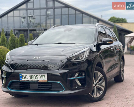 Черный Киа Niro, объемом двигателя 0 л и пробегом 155 тыс. км за 16500 $, фото 1 на Automoto.ua
