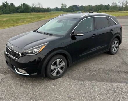 Черный Киа Niro, объемом двигателя 1.6 л и пробегом 56 тыс. км за 3510 $, фото 1 на Automoto.ua