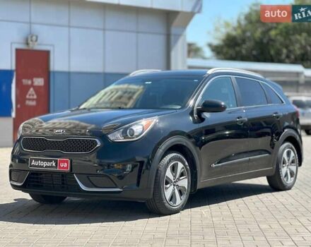 Черный Киа Niro, объемом двигателя 1.6 л и пробегом 65 тыс. км за 17440 $, фото 1 на Automoto.ua