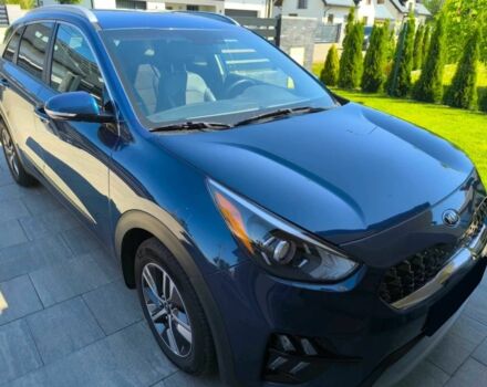Чорний Кіа Niro, об'ємом двигуна 1.6 л та пробігом 47 тис. км за 8200 $, фото 1 на Automoto.ua