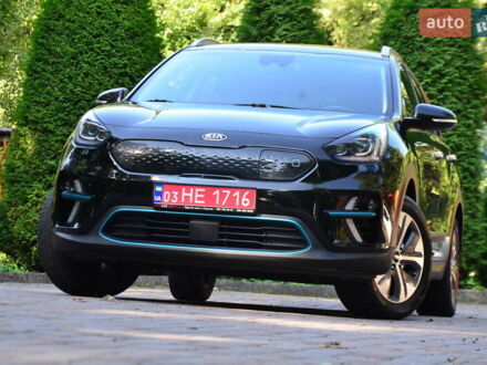 Чорний Кіа Niro, об'ємом двигуна 0 л та пробігом 62 тис. км за 17350 $, фото 1 на Automoto.ua