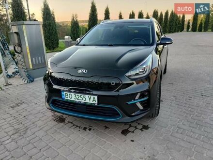 Кіа Niro 2019 у Тернополі на Automoto.ua Чорний Кіа Niro, об'ємом двигуна 0 л та пробігом 79 тис. км за 18499 $, фото 1 на Automoto.ua
