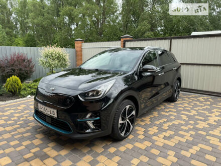 Чорний Кіа Niro, об'ємом двигуна 0 л та пробігом 112 тис. км за 19200 $, фото 1 на Automoto.ua