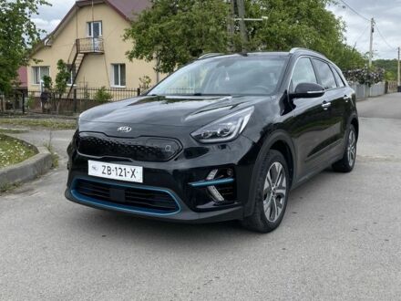 Киа Niro 2019 в Тернополе на Automoto.ua Черный Киа Niro, объемом двигателя 0 л и пробегом 96 тыс. км за 17000 $, фото 1 на Automoto.ua