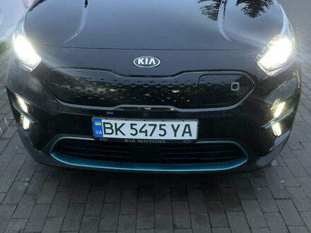 Черный Киа Niro, объемом двигателя 0 л и пробегом 207 тыс. км за 18500 $, фото 1 на Automoto.ua