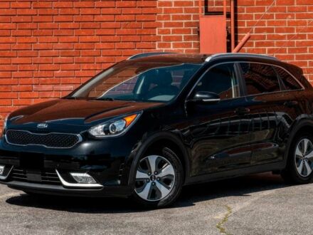Киа Niro 2019 в Умани на Automoto.ua Черный Киа Niro, объемом двигателя 1.6 л и пробегом 101 тыс. км за 8400 $, фото 1 на Automoto.ua
