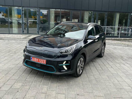 Чорний Кіа Niro, об'ємом двигуна 0 л та пробігом 125 тис. км за 18300 $, фото 1 на Automoto.ua