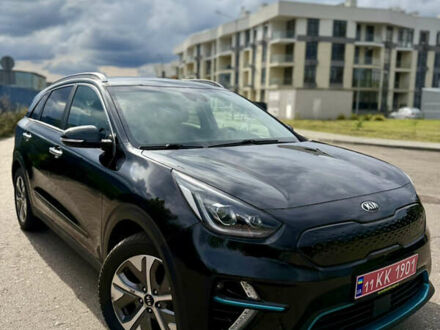Черный Киа Niro, объемом двигателя 0 л и пробегом 141 тыс. км за 17900 $, фото 1 на Automoto.ua