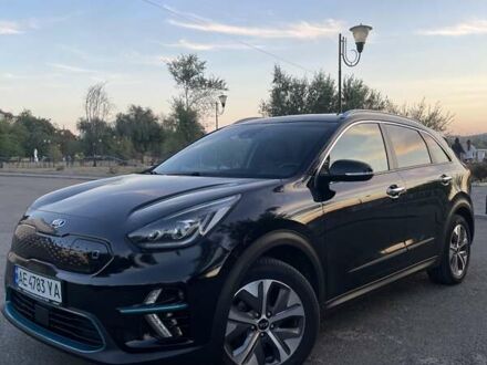 Киа Niro 2019 в Кривом Роге на Automoto.ua Черный Киа Niro, объемом двигателя 0 л и пробегом 154 тыс. км за 16500 $, фото 1 на Automoto.ua