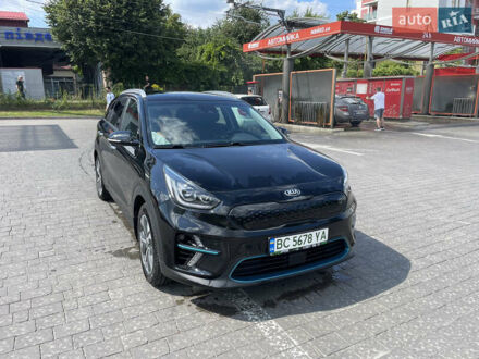 Чорний Кіа Niro, об'ємом двигуна 0 л та пробігом 146 тис. км за 17900 $, фото 1 на Automoto.ua