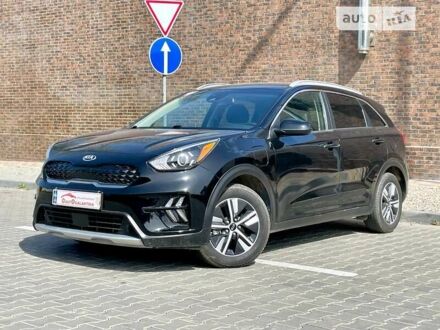 Чорний Кіа Niro, об'ємом двигуна 1.58 л та пробігом 17 тис. км за 25999 $, фото 1 на Automoto.ua