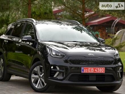 Чорний Кіа Niro, об'ємом двигуна 0 л та пробігом 47 тис. км за 24950 $, фото 1 на Automoto.ua