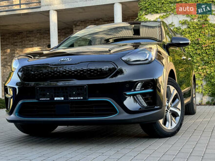 Черный Киа Niro, объемом двигателя 0 л и пробегом 50 тыс. км за 23750 $, фото 1 на Automoto.ua