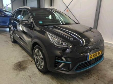 Чорний Кіа Niro, об'ємом двигуна 0 л та пробігом 81 тис. км за 18588 $, фото 1 на Automoto.ua