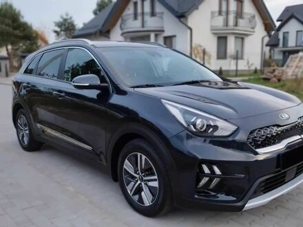 Чорний Кіа Niro, об'ємом двигуна 0.16 л та пробігом 58 тис. км за 21000 $, фото 1 на Automoto.ua