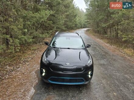 Киа Niro 2020 в Шепетовке на Automoto.ua Черный Киа Niro, объемом двигателя 0 л и пробегом 148 тыс. км за 18000 $, фото 1 на Automoto.ua