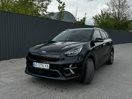 Чорний Кіа Niro, об'ємом двигуна 0 л та пробігом 197 тис. км за 20499 $, фото 1 на Automoto.ua