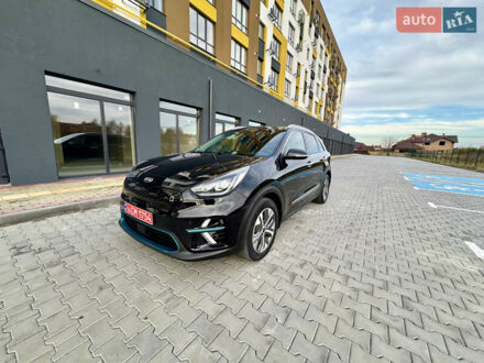 Черный Киа Niro, объемом двигателя 0 л и пробегом 128 тыс. км за 19600 $, фото 1 на Automoto.ua