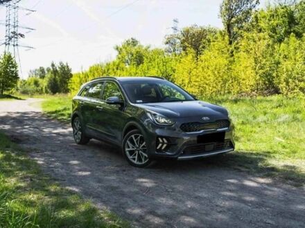 Киа Niro 2020 в Киеве на Automoto.ua Черный Киа Niro, объемом двигателя 0 л и пробегом 45 тыс. км за 10800 $, фото 1 на Automoto.ua