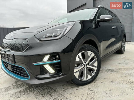 Черный Киа Niro, объемом двигателя 0 л и пробегом 145 тыс. км за 18900 $, фото 1 на Automoto.ua